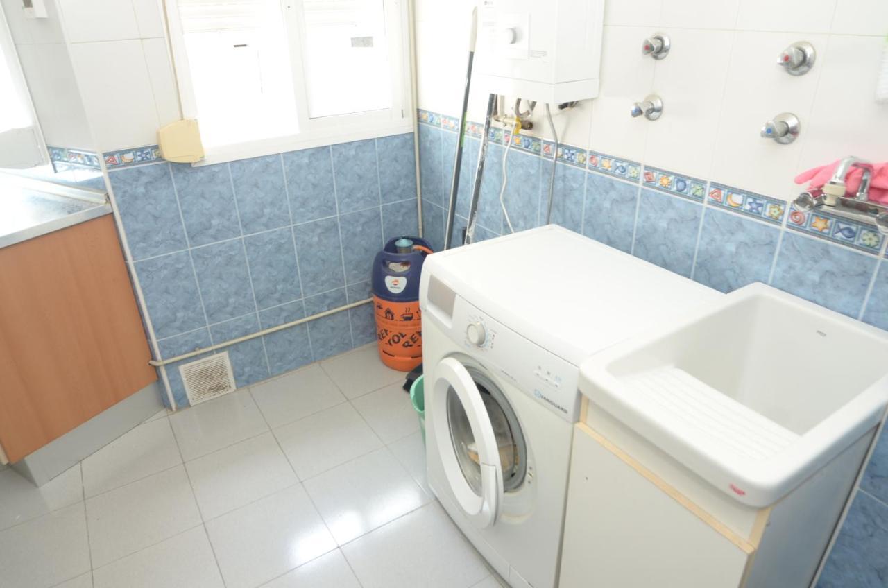 Habitacion Grande Con Terraza Privada, Malaga Centro Zewnętrze zdjęcie