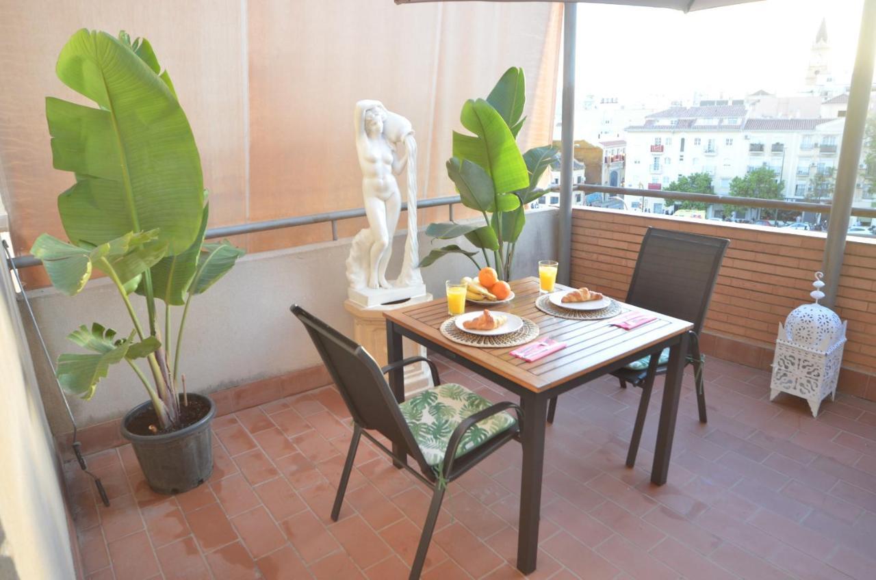 Habitacion Grande Con Terraza Privada, Malaga Centro Zewnętrze zdjęcie